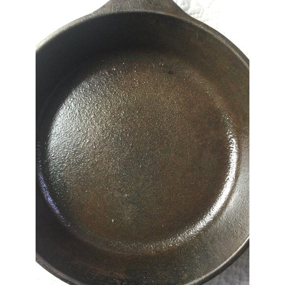 Lodge Cast Iron Skillet USA 3SK *Vintage Frying Pan*6 inches*Double Pour Spout - Picture 4 of 5